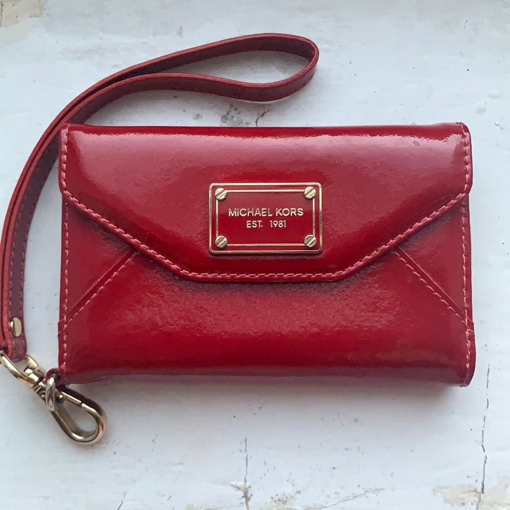 Micheal Kors Patent Leather Wristlet